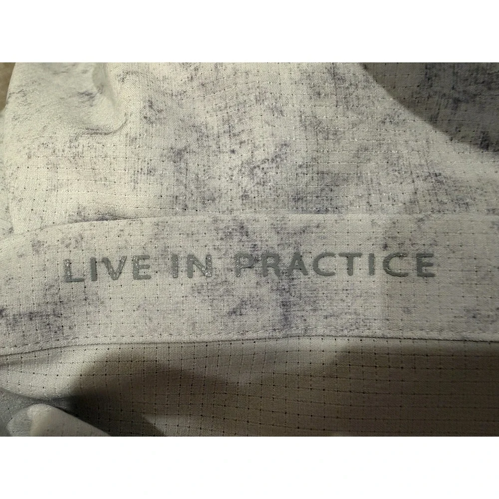Men's LULULEMON Long Sleeve Airing Easy Button-down Shirt Gray marble-style L